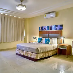 Libertad At Historic Main Street Santo Domingo